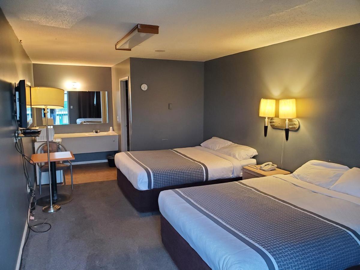 Wild Rose Country Inn Grande Prairie Exteriér fotografie